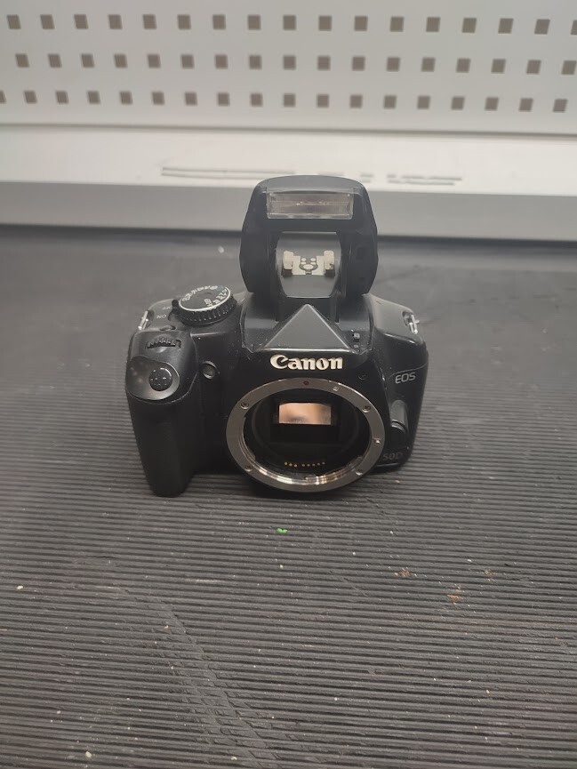 Canon EOS 450D EOS Digital Rebel 12.2MP Digital Camera Only Body For Parts