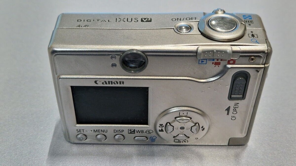 Canon Digital IXUS V2 2MP Digitalkamera Silber funktioniert nicht für Ersatzt...