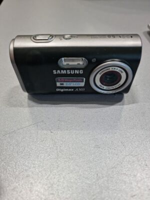 Samsung Digimax A503 5.0MP Digital Camera 6.1mm Zoom Lens Used Working
