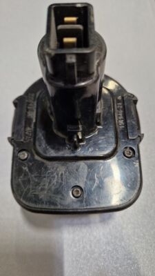 Dewalt DE9075 12V Rechargeable battery Used Working