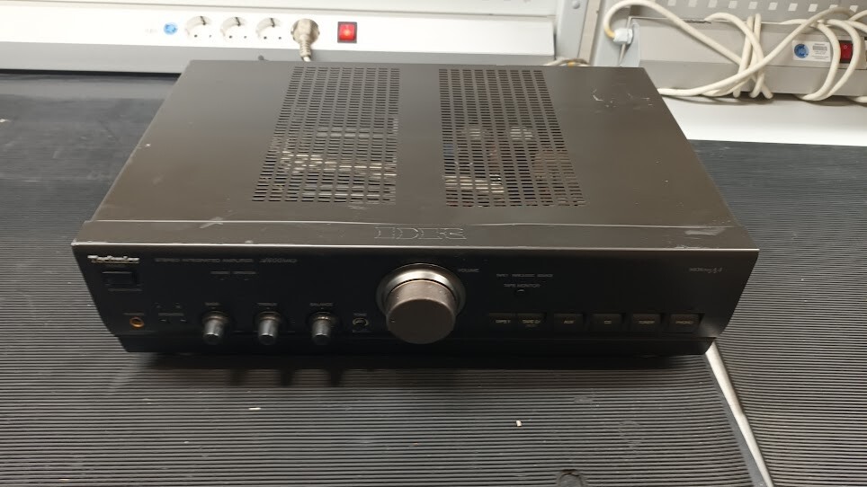 Used Technics A600 MK2 Integrated Amplifier – Working, No Accessories