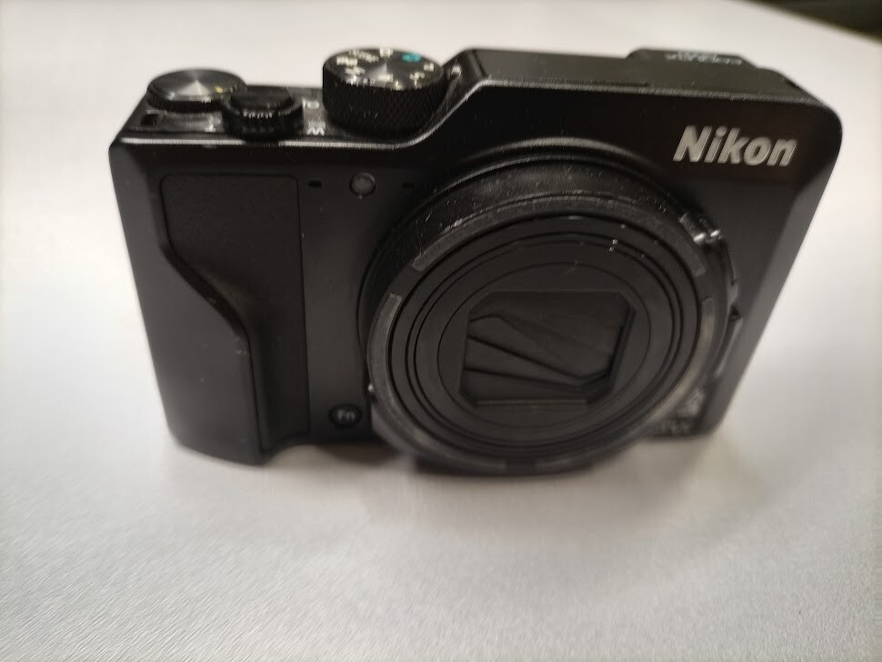 Nikon Coolpix A1000 Digitalkamera 35-facher Zoom 16,0 Mp funktioniert nicht a...