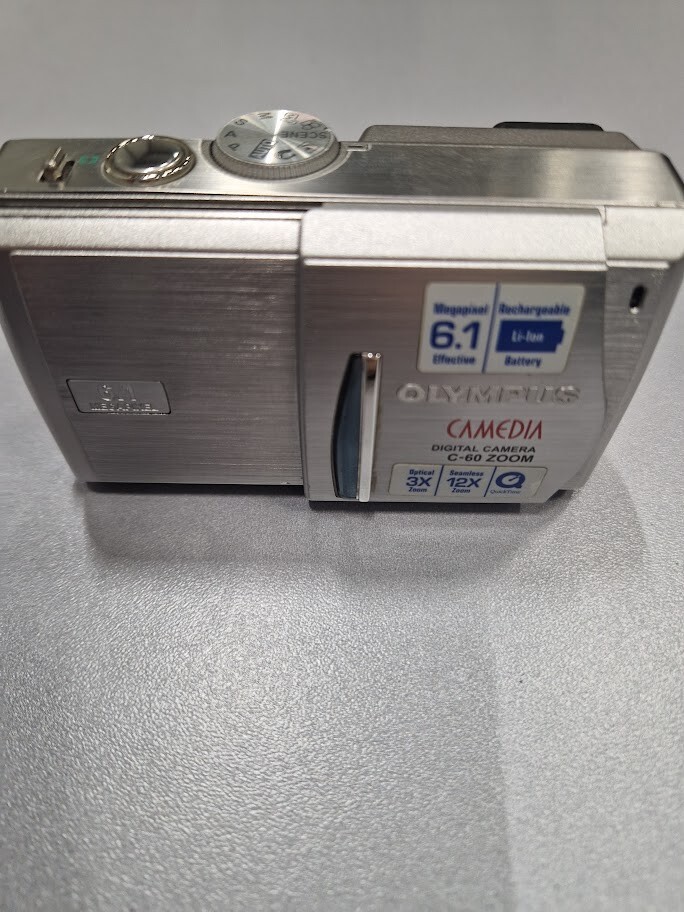 Olympus Camedia C-60 6.1MP Digital Camera 3X Optical Zoom  Used Working