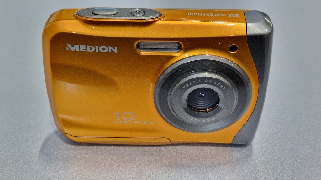 Cámara digital Medion MD 86716 10MP resistente al agua a 3MP no funciona para...