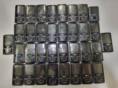Lote de 34 reproductores de MP3 antiguos de varios modelos usados NO FUNCIONAN