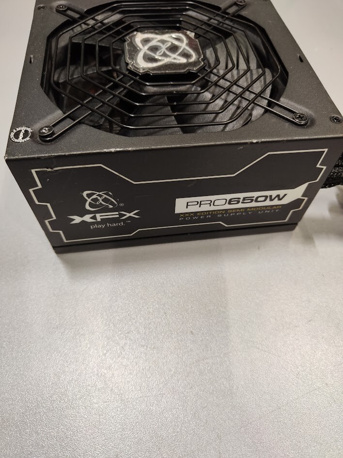 XFX PRO 650W XPS-650W-3XB Power Supply Without Power Cord Used Working