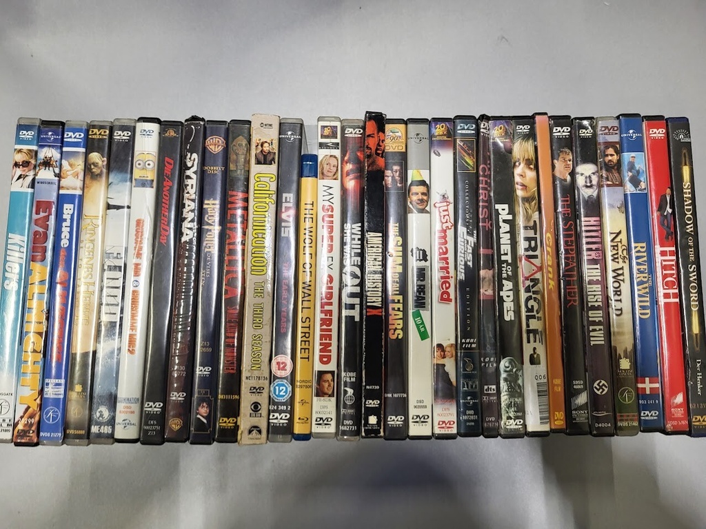 Lote de 30 películas DVD diferentes usadas/nuevo estado