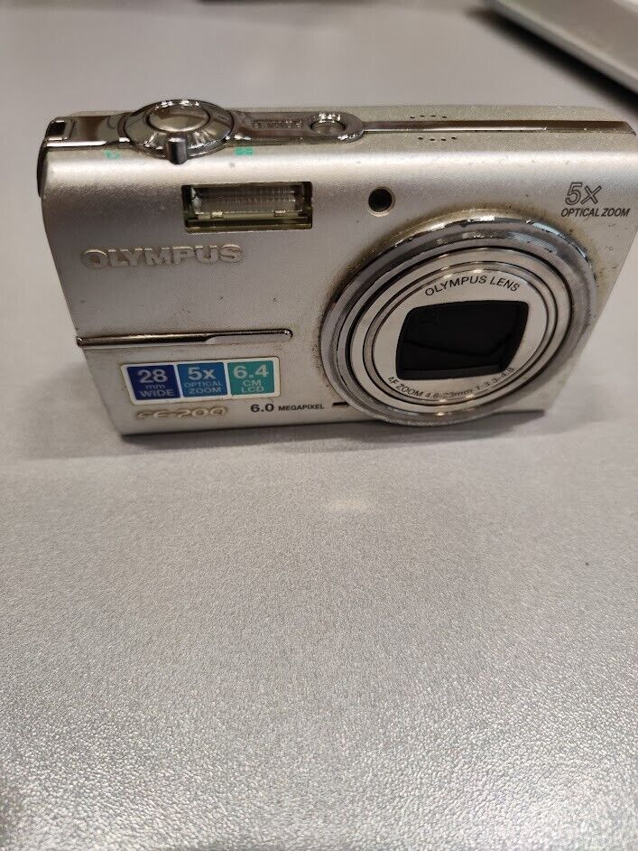 Olympus FE-200 6MP Digital Camera 5X Optical Zoom Not Working For Parts