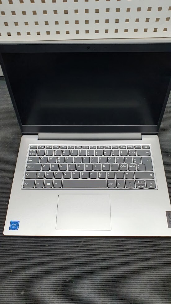 Lenovo Ideapad 1 14IGL05 14" Celeron N4020 4GB RAM 64GB eMMC Scratched Used