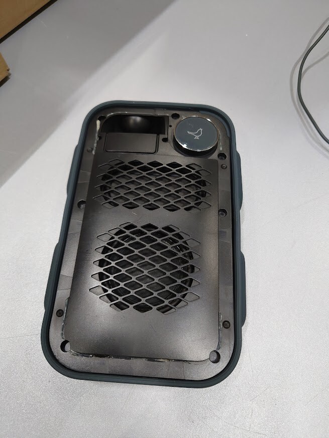 Libratone One Click LTG300 Portable Blueatooth Speaker Not Working For Parts