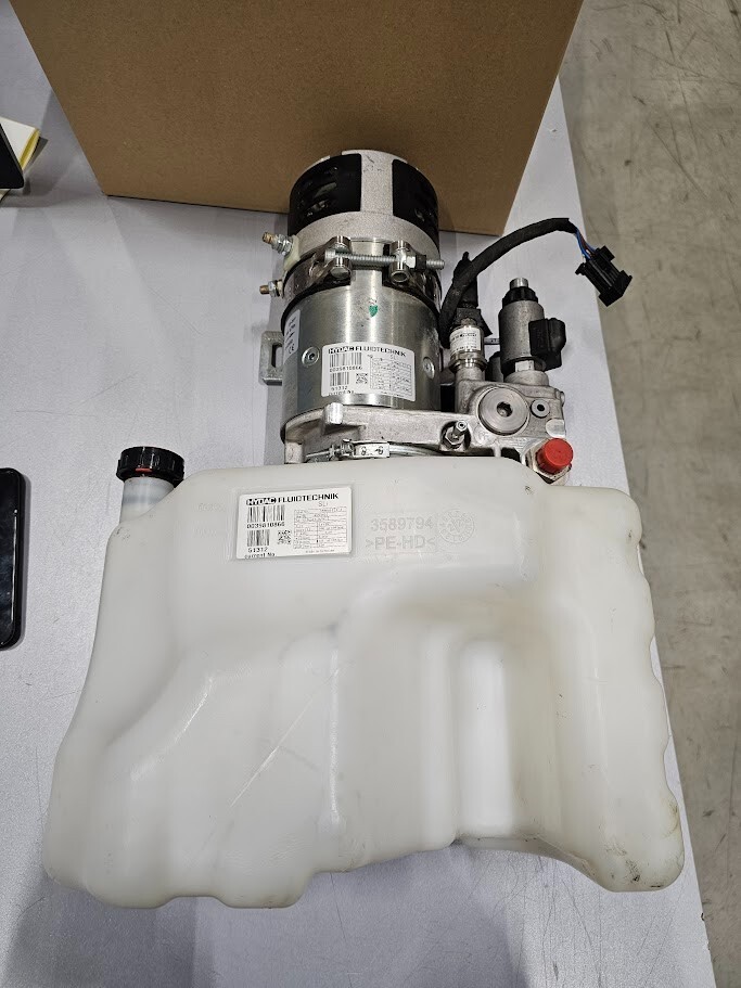 Used Hydrar Flight Link Hydraulic Power Unit With Mahle Motor KAM9868 For Parts