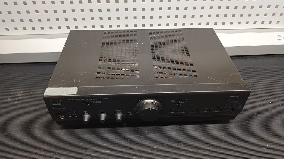 Technics SU-A700 Integrated Stereo Amplifier With Phono Stage Used Working