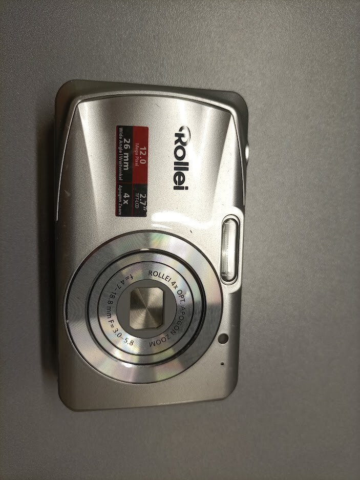 Rollei 12.0MP Compactline 320 Silver Digital Camera Not Working For Parts Only