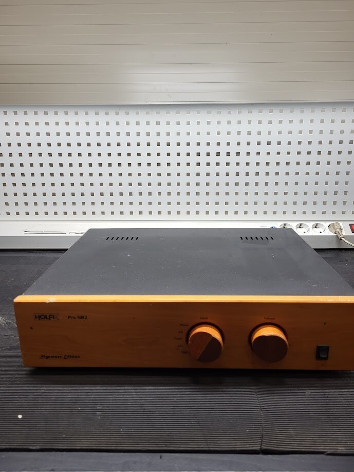 Holfi Pre NB2 Signature Edition Stereo Preamplifier - Wooden Front Panel, Untest