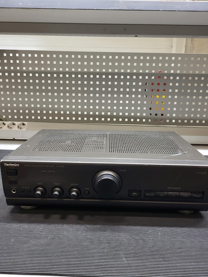 Technics SU-V500 Stereo Integrated Amplifier Without original package Works