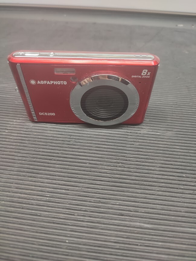 AgfaPhoto DC5200 Digital Camera 8x Zoom Red Not Working For Parts