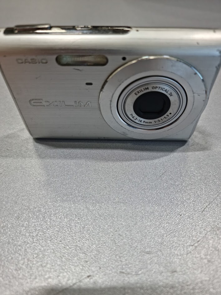 Cámara digital Casio Exilim EX-Z60 6,0 MP 3X zoom óptico no funciona para piezas