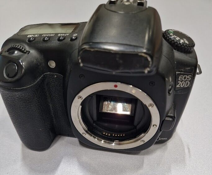 Canon EOS 20D 8.2 MP Digital SLR Camera Only Body Not Working For Parts