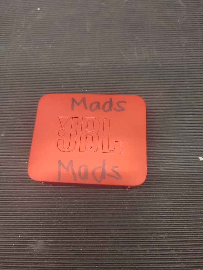 JBL GO 2 Waterproof Portable Bluetooth Speaker  Used Working Body Defekt