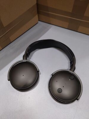 Audeze Maxwell Wireless Over-Ear Gaming Headset For PlayStation 5 NOT Working