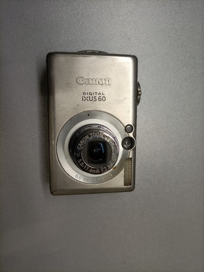 Canon Digital IXUS 60 6.0MP Digital Camera 3X Optical Zoom Not Working For Parts