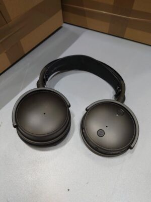 Audeze Maxwell Wireless Over-Ear Gaming Headset For PlayStation 5 NOT Workingg