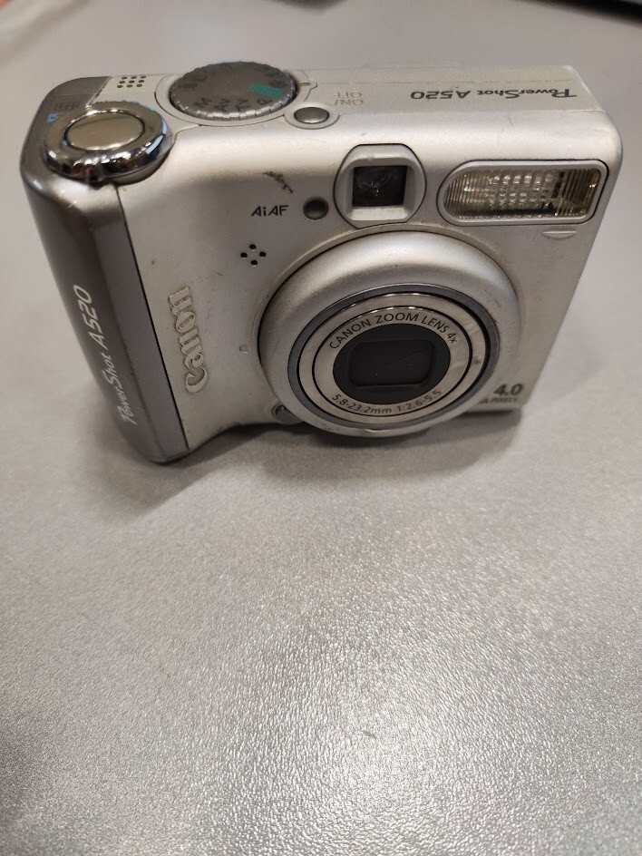 Canon Powershot A520 4.0MP Digital Camera 4X Optical Zoom Not Working For Parts