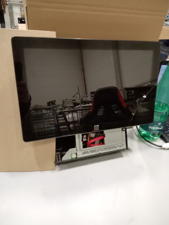 Elo TouchSystems ESY15E1 LCD Touch Monitor  Not Tested For Parts