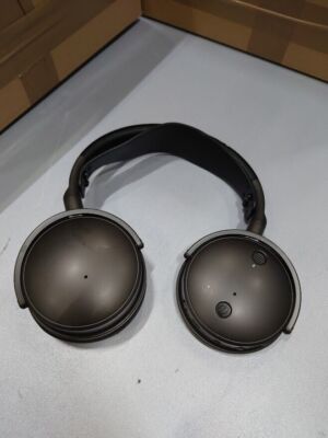 Audeze Maxwell Wireless Over-Ear Gaming Headset For PlayStation 5 NOT Workingg