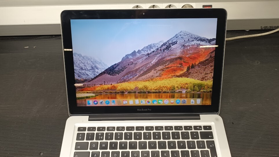 Used MacBook Pro A1278 13,3-inch – Fully Working, No Power Adapter No Accessorie
