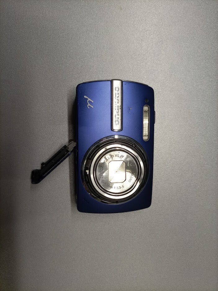 Olympus MJU 840 Digital Camera 5x Optical Zoom   Blue Not Working  For Parts