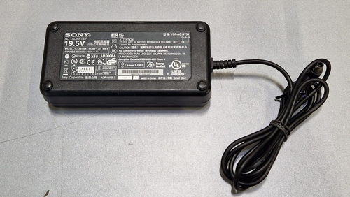 Sony VGP-AC19V54 Power Adapter 19.5V Used Working Condition