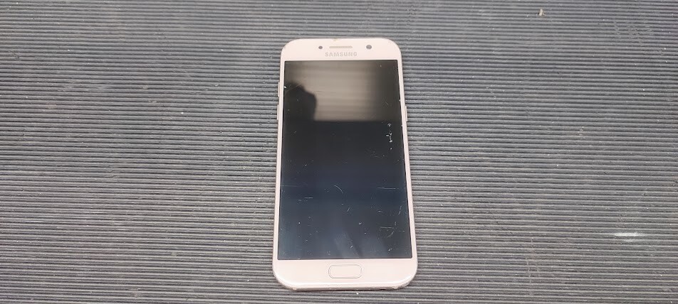 Samsung Galaxy A5 SM-A520F Pink - Used, Non-Functional, For Parts or Repair