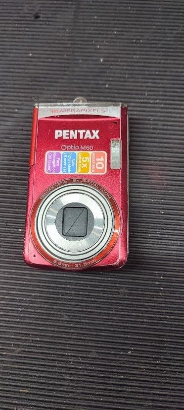Pentax Optio M60 10MP Digital Camera 5X Optical Not Working For Parts