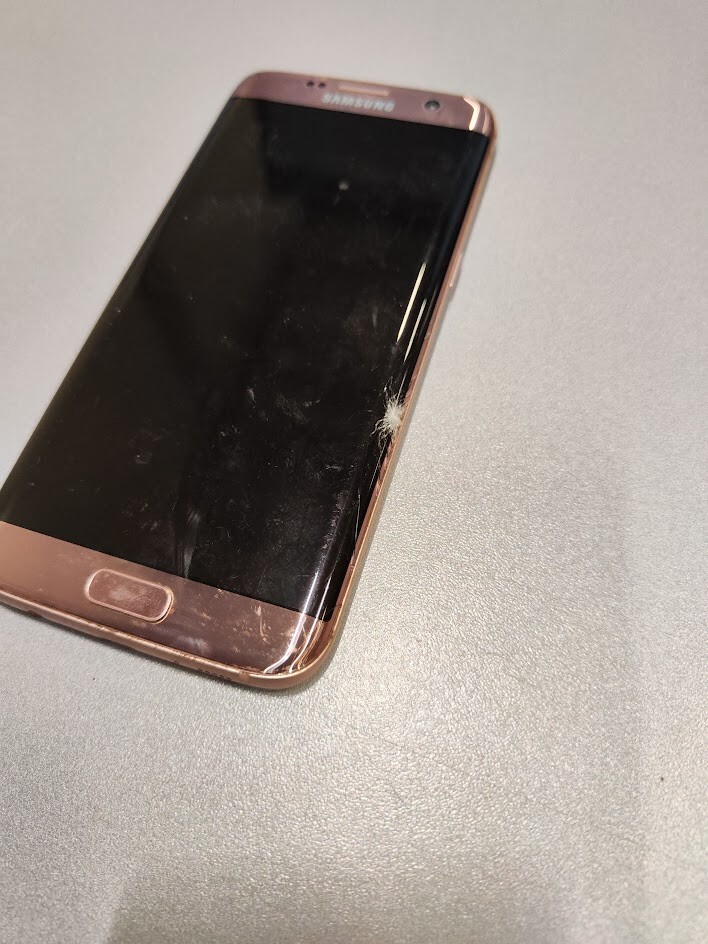 Samsung Galaxy S7 EDGE SM-G935F 32GB/4GB Smartphone Not Working For Parts