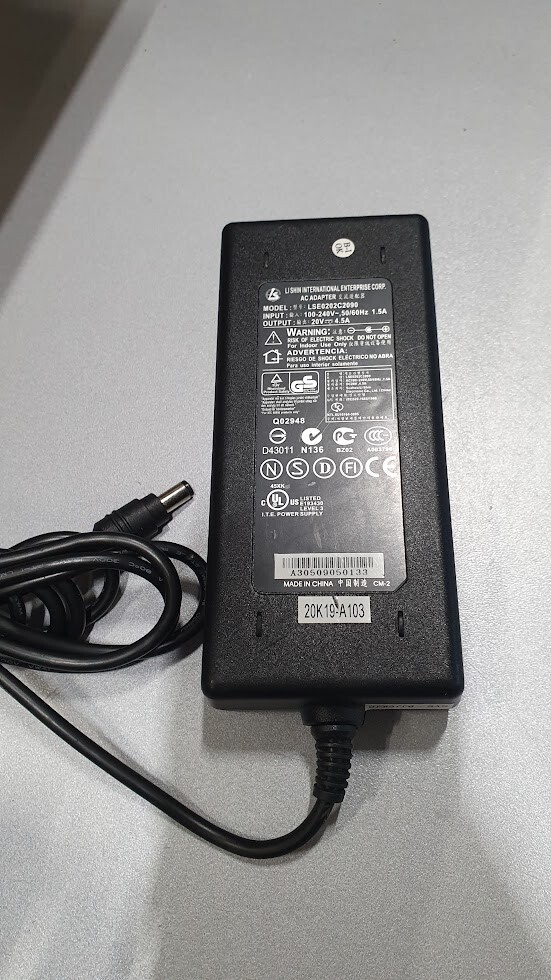 LSE0202C2090 AC Adapter 20V 4.5A Used Working Without Power Cord