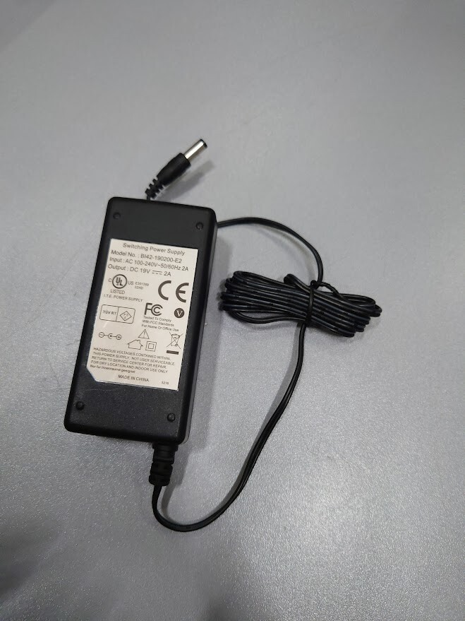 I.T.E. BI42-190200-E2 Power Supply 19V2A Used Working Without Power Cord