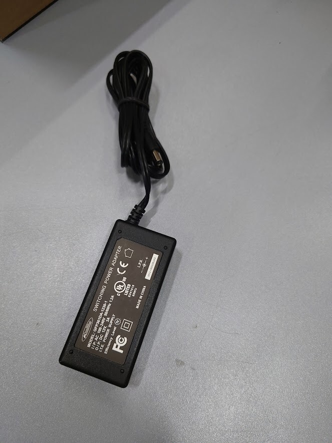 AQualities GFP361DA-1230-1 Switching Power Supply 12V 3A Working Without Power