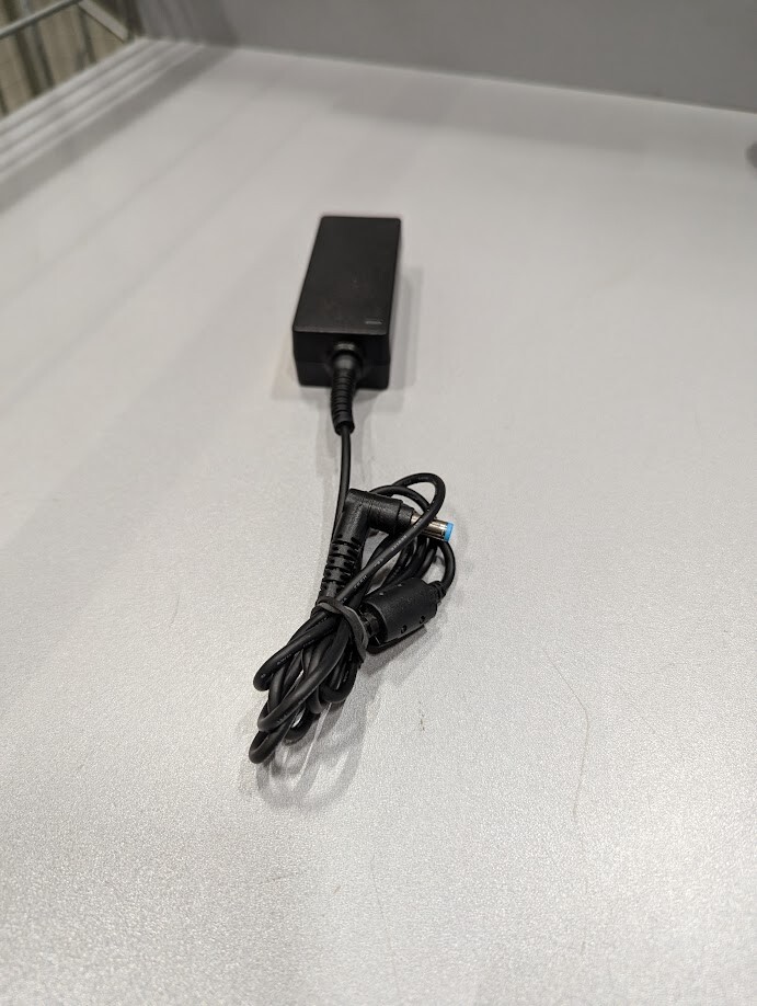 LG AC Adapter 190015800 19V 1.58A Used Working Without Power Cord