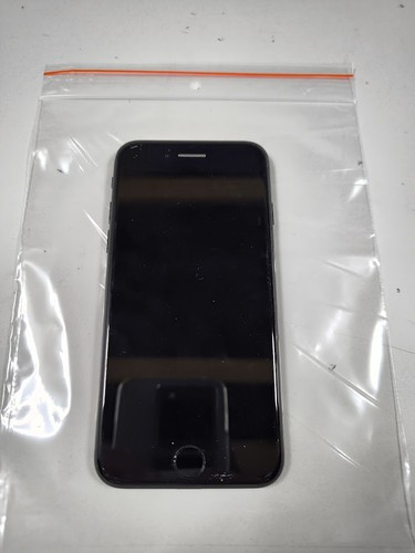 Apple iPhone 7 32GB - Not Working, No Accessories, For Parts