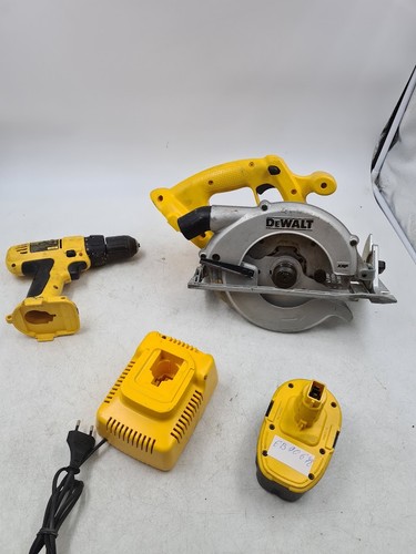 Lot of 4 Dewalt Power Tools - Circular Saw, Drill, Charger, Battery