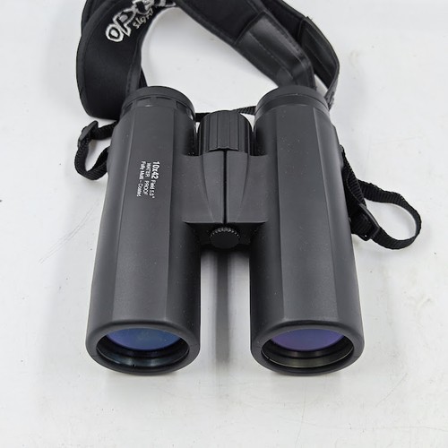 Optimic 8x42 Binoculars - Working, Signs of Use, Neck Strap