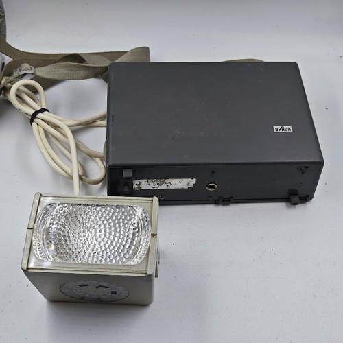 Braun Hobby EF 300 Flash Unit - Untested, No Accessories