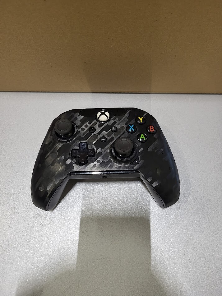 PDP Wired Controller for Xbox - Stuck Button Issue Used Working Repair/For parts