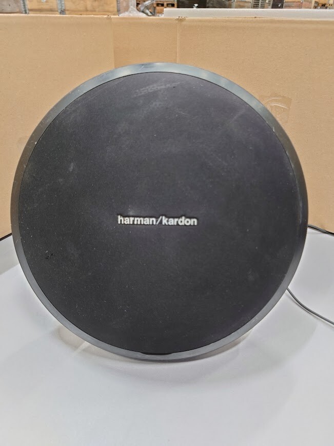 Harman Kardon Onyx Studio Wireless Speaker Black Not Working For Parts