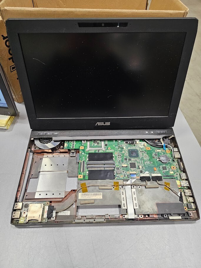 Asus G53S Laptop - Missing Components, Not Working, For Parts Only