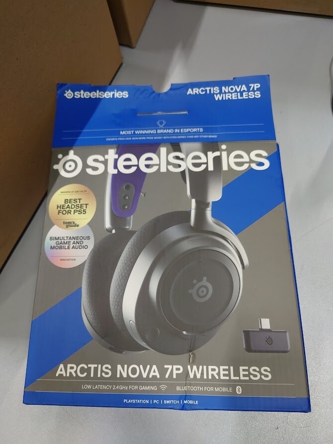 Steelseries Arctis Nova 7P Wireless Bluetooth For Gaming Headset Used Working