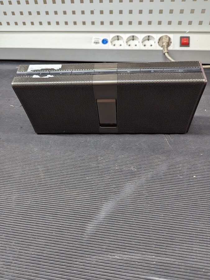 Philips P9XBLK/10 Wireless Portable Speaker – Non-Working – For Parts or Repair