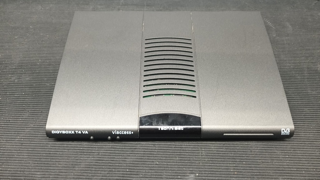 TechniSat DiGYBOXX T4 VA Receiver - Used, Untested, For Parts or Repair