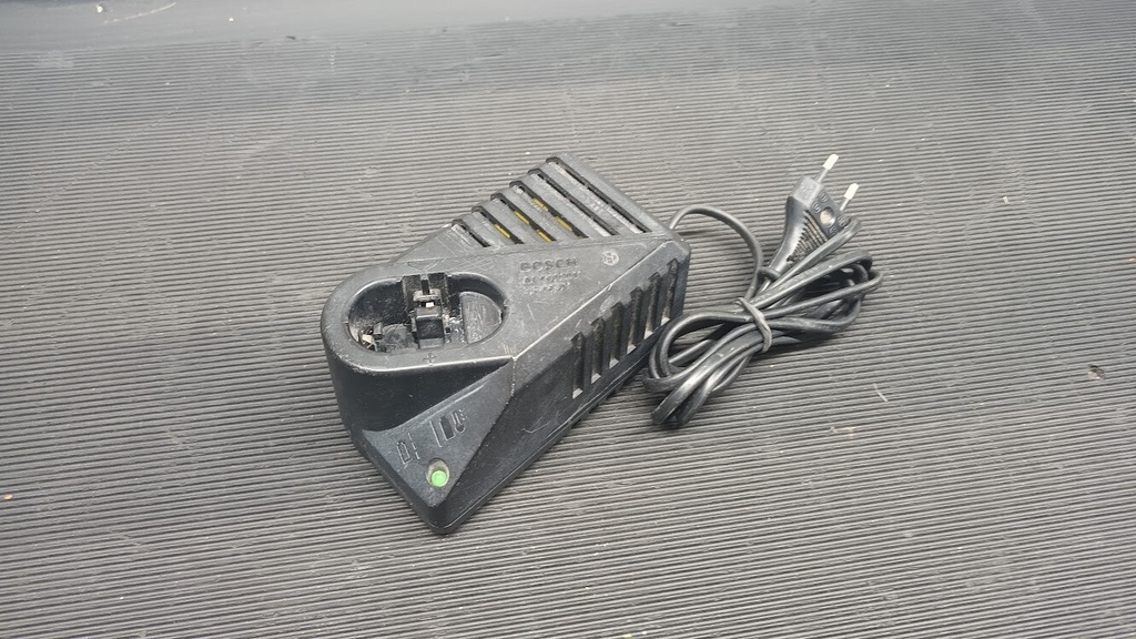 Bosch AL 1411 DV Battery Charger – Not Working, For Parts or Repair